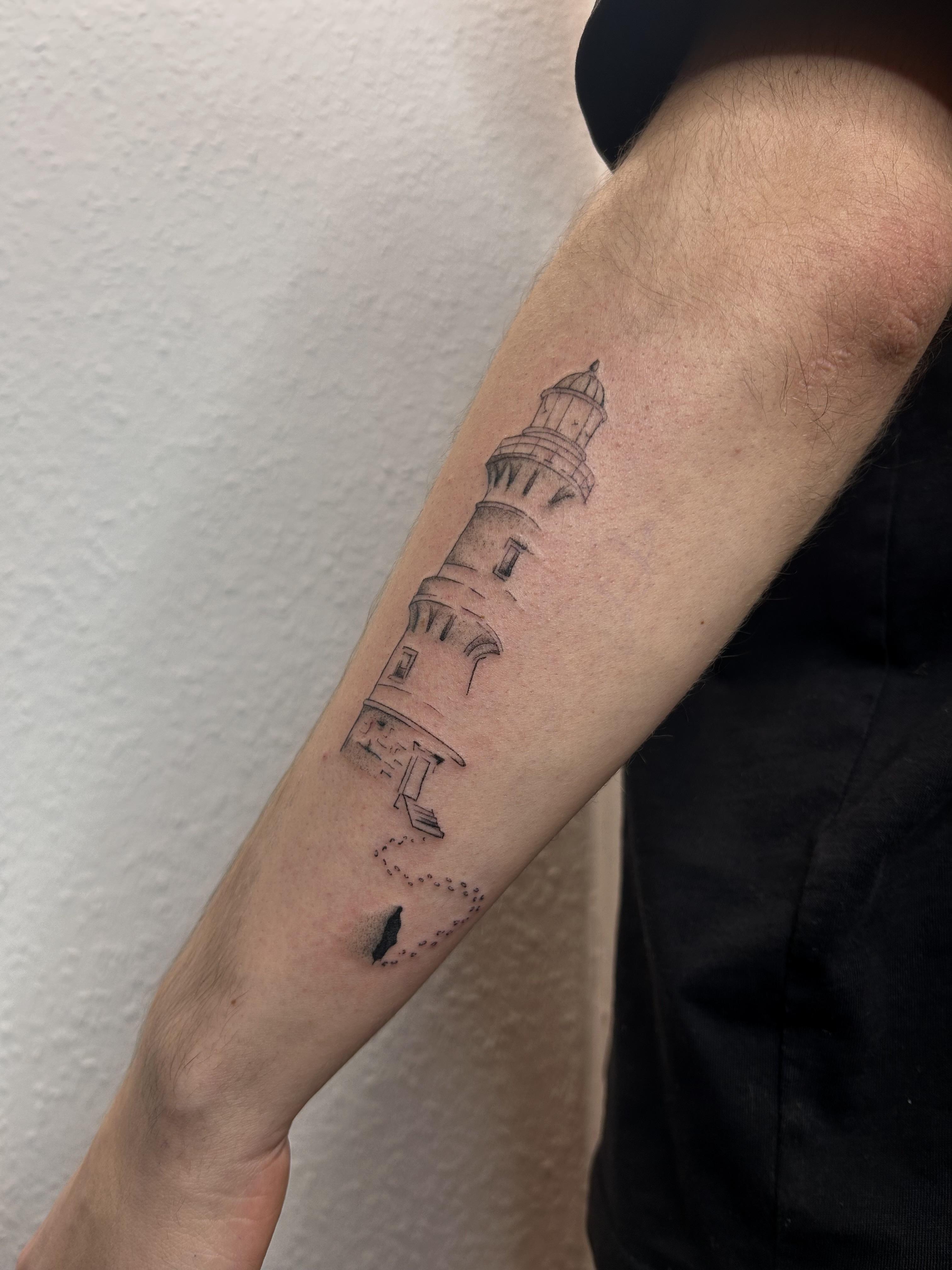 Minimalist tattoo